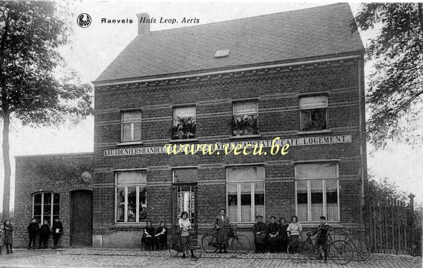 ancienne carte postale de Ravels Huis Leop. Aerts