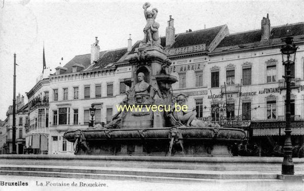 ancienne carte postale de Bruxelles La Fontaine de Brouckère
