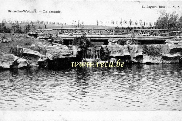 ancienne carte postale de Woluwe-St-Pierre La cascade
