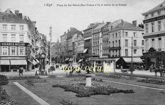 postkaart van Luik Place du Roi Albert (rue Vinâve d'Ile et statue de la Vierge)