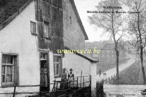 ancienne carte postale de Nassogne Maison antique et rue de Coumont