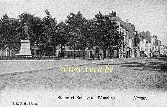 postkaart van Namen Statue et Boulevard d'Amalins (faute d'impression = Omalius)