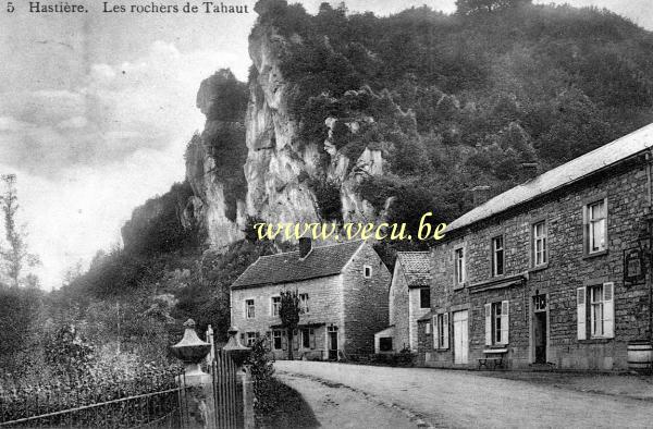ancienne carte postale de Hastière Les rochers de Tahaut