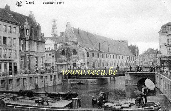 postkaart van Gent Het voormalig postgebouw