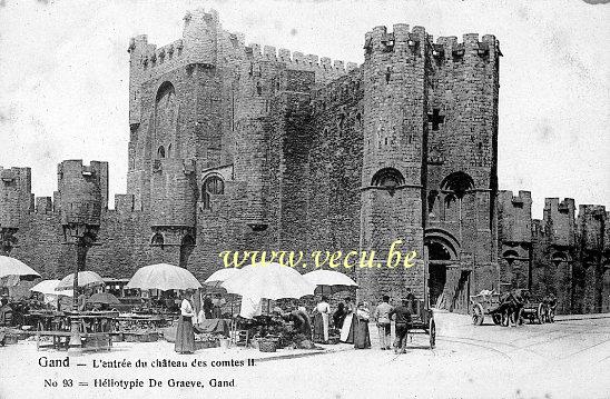 ancienne carte postale de Gand L'entrée du château des comtes