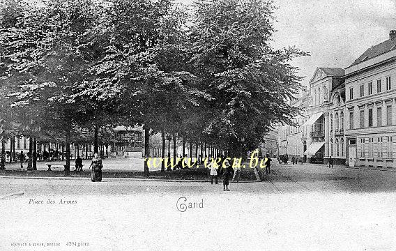 ancienne carte postale de Gand Place des Armes