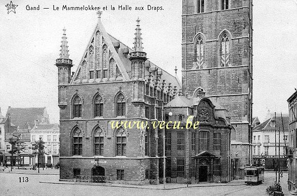 ancienne carte postale de Gand Le Mammelokker et la Halle aux Draps