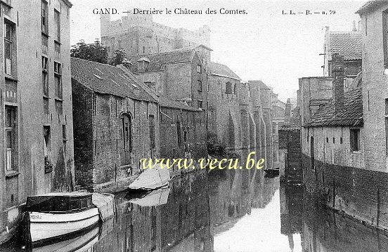 ancienne carte postale de Gand Derrière le Château des Comtes