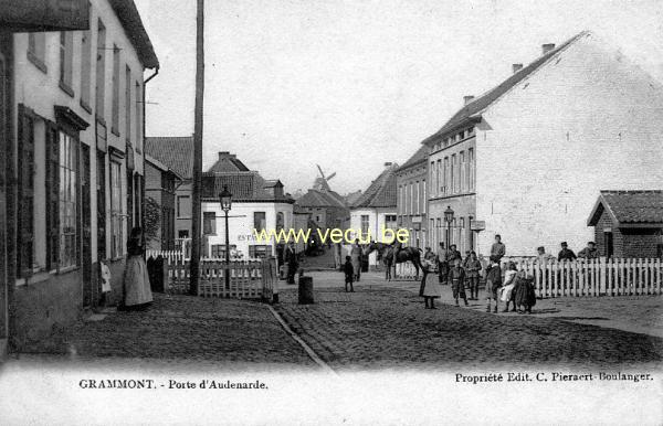ancienne carte postale de Grammont Porte d'Audenarde