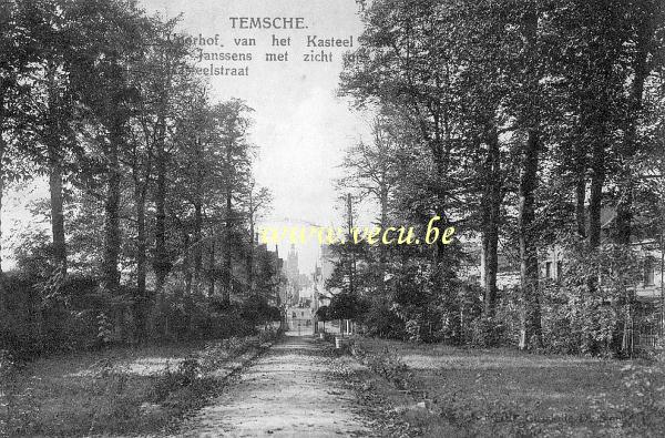 ancienne carte postale de Tamise Vue extérieure du château de Mr Janssens et vue sur la rue du château