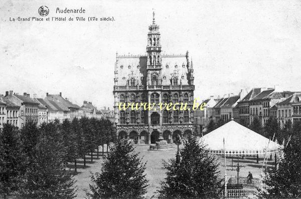 postkaart van Oudenaarde Stadhuis