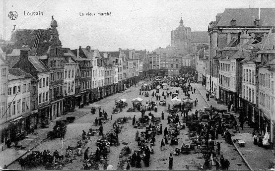 ancienne carte postale de Louvain Le Vieux Marché