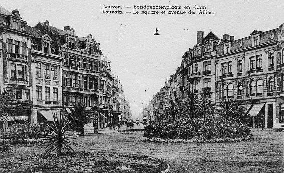 ancienne carte postale de Louvain Le square et l'av des Alliés