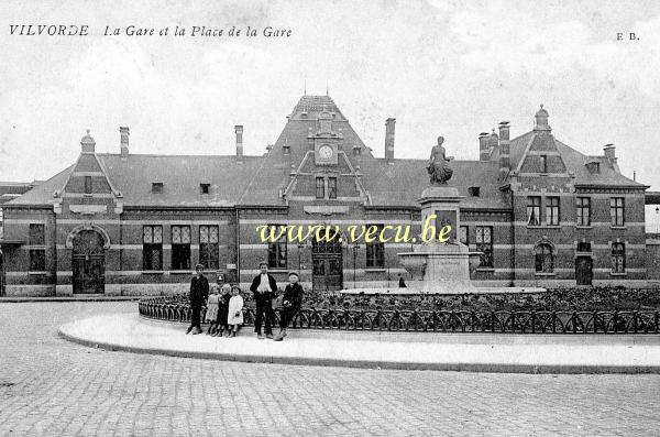 ancienne carte postale de Vilvorde La gare et la place de la gare