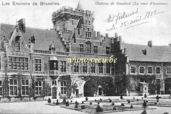 ancienne carte postale de Gaesbeek Château de Gaesbeek (La cour d'honneur)