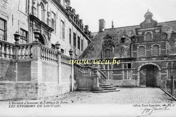 ancienne carte postale de Louvain L'Escalier d'honneur de l'Abbaye de Parc