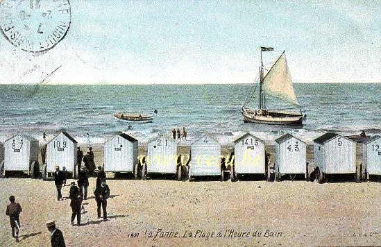 ancienne carte postale de La Panne La Plage à l'heure du bain