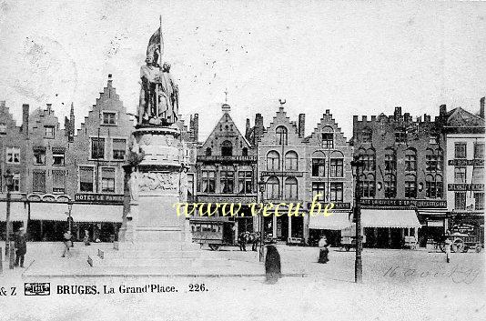 postkaart van Brugge De Markt - het standbeeld van Jan Breydel en Pieter de Coninc