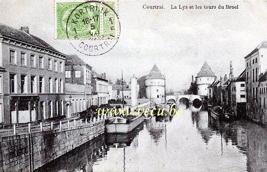 ancienne carte postale de Courtrai La Lys et les tours du Broel
