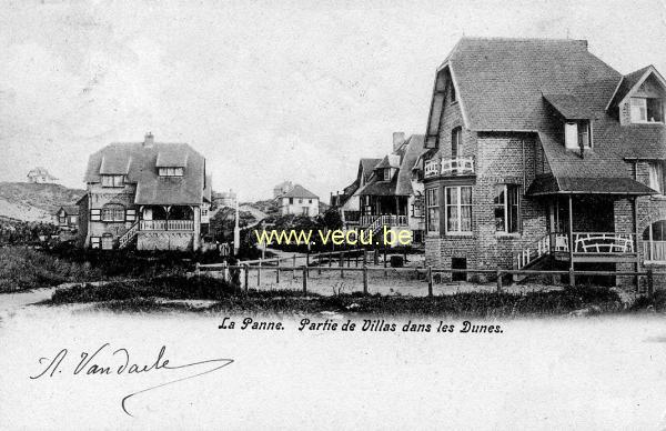 ancienne carte postale de La Panne Partie de Villas dans les dunes