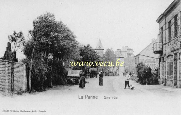 ancienne carte postale de La Panne Une rue
