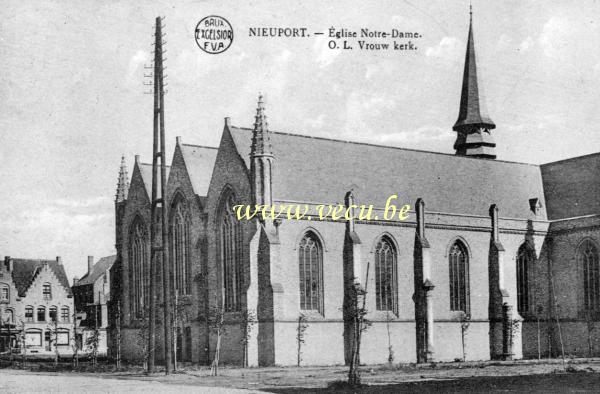 postkaart van Nieuwpoort O.L. Vrouw kerk