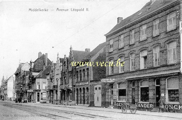 ancienne carte postale de Middelkerke Avenue Leopold II