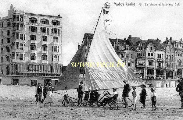postkaart van Middelkerke La digue et la plage Est