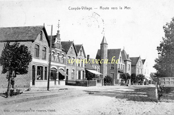 ancienne carte postale de Coxyde Route vers la mer