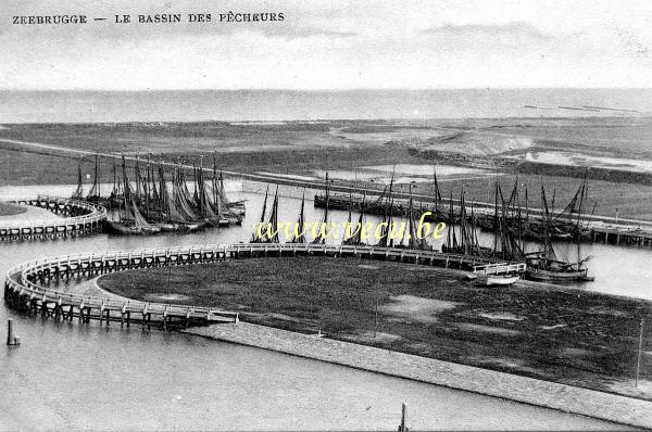 postkaart van Zeebrugge Le bassin des pêcheurs