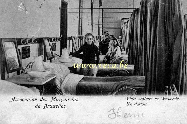 ancienne carte postale de Westende Villa scolaire de Westende - un dortoir - association des Marçunvins