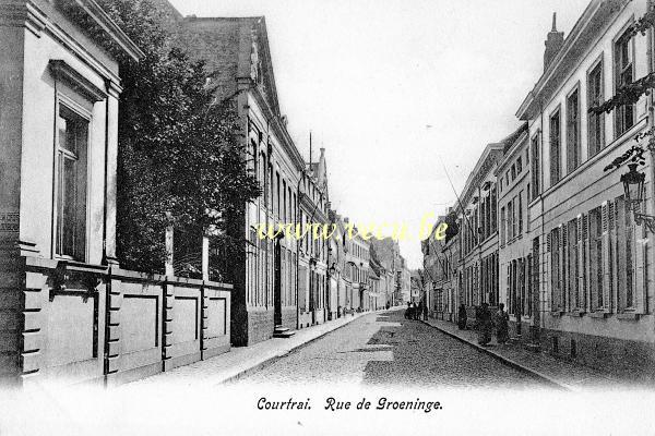 ancienne carte postale de Courtrai Rue de Groeninge