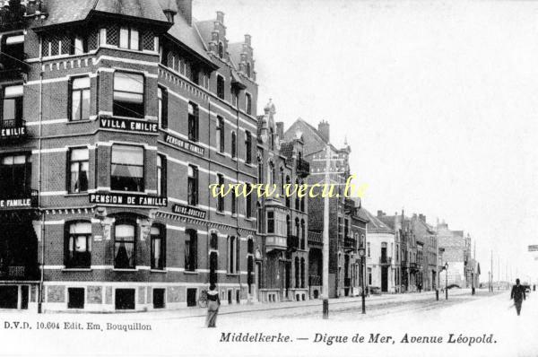 ancienne carte postale de Middelkerke Digue de Mer, avenue Léopold