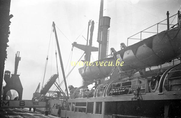 photo ancienne  de paquebots  Steenstraete bateau de la C.M.B. à quai