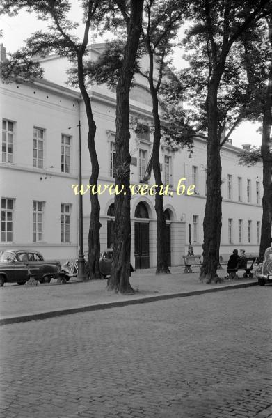 photo ancienne  de Bruxelles - rue du grand Hospice  Institut Pacheco