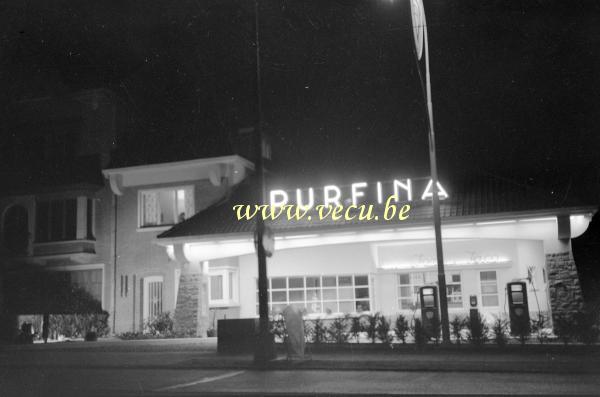 photo ancienne  Station d'essence Purfina