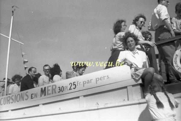 photo ancienne  de Knokke  excursion en mer 25 francs par personne