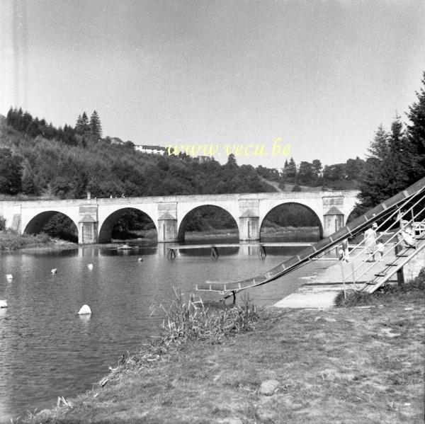 photo ancienne  La zone de baignade de la Plage du Pont Saint-Nicolas