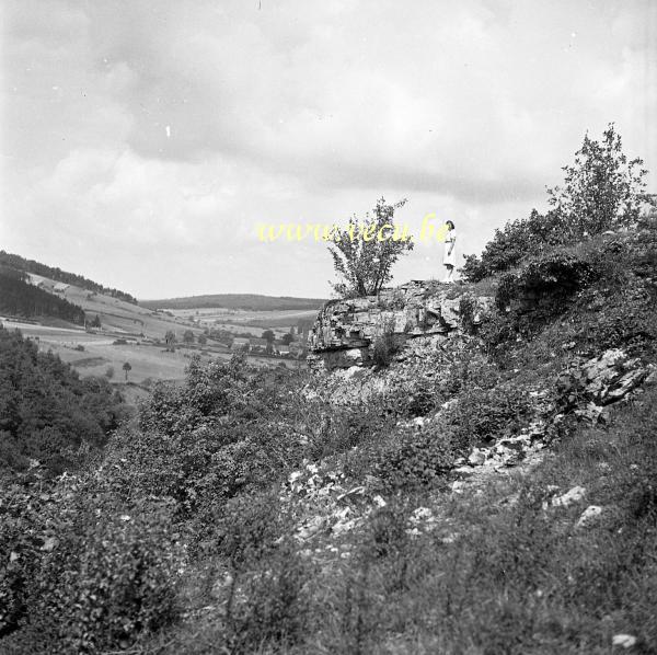 photo ancienne  vue sur les campagnes et le village de Belvaux