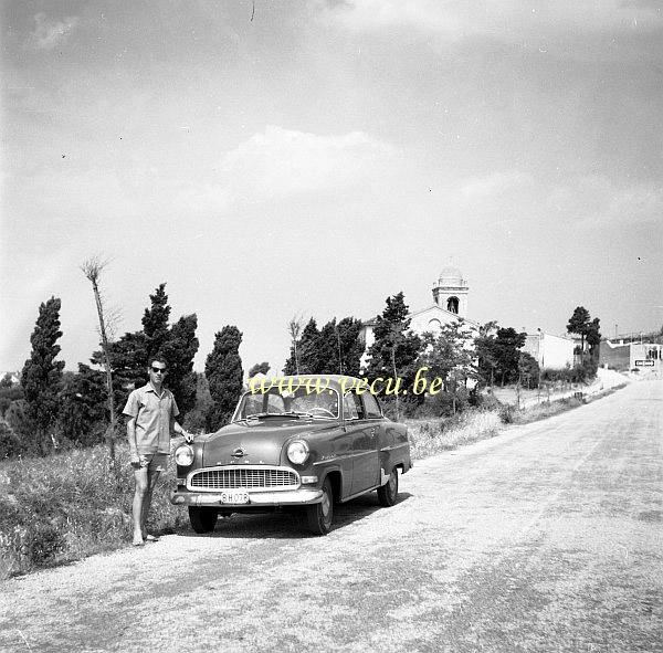 photo ancienne  d'Opel  Opel rekord 1956