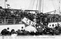 postkaart van Antwerpen Les derniers préparatifs à bord d'un steamer au départ pour le Congo