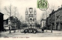 carte postale ancienne de Laeken Avenue de la Reine et Eglise