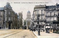 postkaart van Brussel La Rue de la Régence, au fond, le Palais de Justice