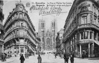 carte postale de Bruxelles La Rue et L'Eglise Ste Gudule