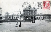 carte postale ancienne de Ixelles La Place et la Gare du Luxembourg