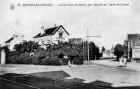 carte postale ancienne de Woluwe-St-Pierre Avenue Jules du Jardin, vers l'entrÃ©e du champ de course