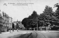 carte postale ancienne de Woluwe-St-Pierre Rond-Point avenue de Tervueren coin de l'avenue Gribaumont (actuel square LÃ©opold II)