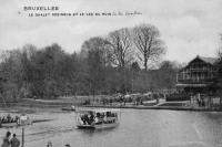 carte postale de Bruxelles Le Chalet Robinson et le lac du Bois