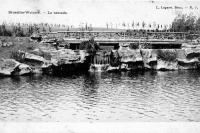 carte postale ancienne de Woluwe-St-Pierre La cascade