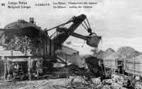 postkaart van Katanga Kambove  Les mines. Chargement des wagons